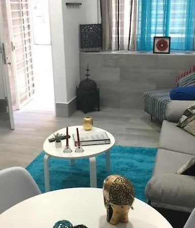 Apartamento B, A 3 Minutos De La Estacion Central De Bus Y Tren Málaga Buitenkant foto