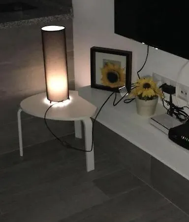 Apartamento B, A 3 Minutos De La Estacion Central De Bus Y Tren Málaga Buitenkant foto