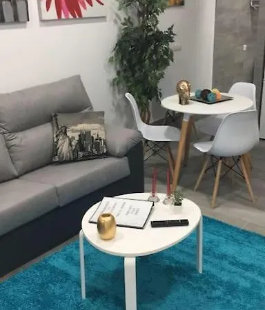 Apartamento B, A 3 Minutos De La Estacion Central De Bus Y Tren Málaga Buitenkant foto