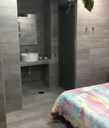 Apartamento B, A 3 Minutos De La Estacion Central De Bus Y Tren Málaga Buitenkant foto