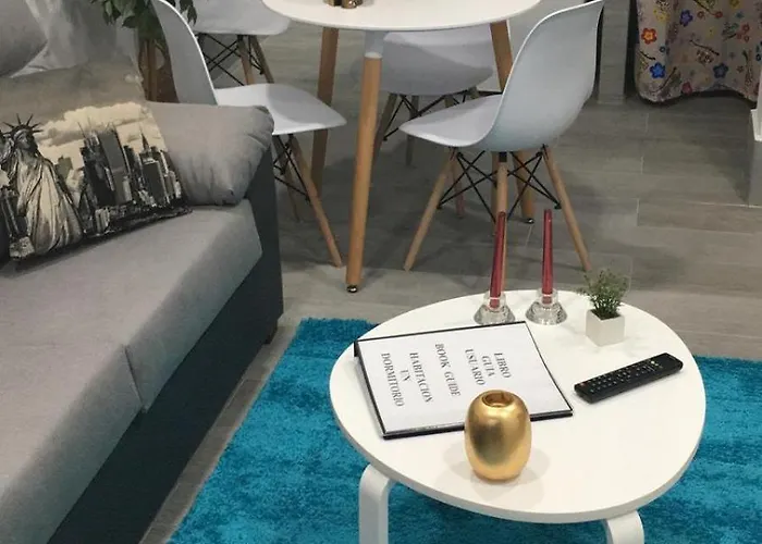 Apartamento B, A 3 Minutos De La Estacion Central De Bus Y Tren